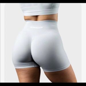 Alphalete amplify shorts